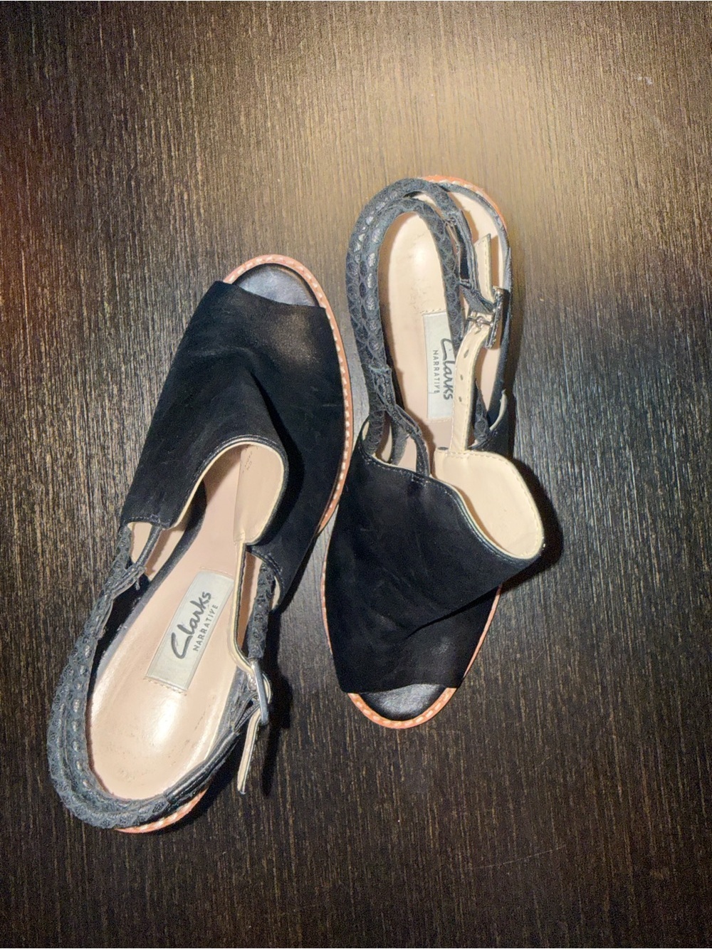 Clarks Sarina Billy Black Leather Peep Open Toe Wedge Sandals Size 7.5 - Picture 3 of 7